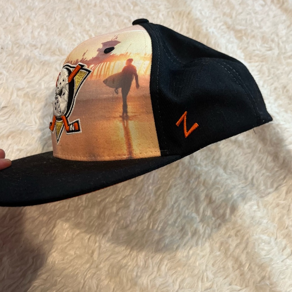 Anaheim Ducks Hockey Beach Hat - Picture 4 of 4
